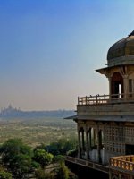 Beautiful Red Fort Holidays