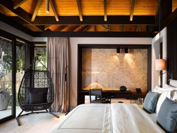 Beach Pool House Bedroom