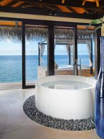 Ocean Pool House Bathroom