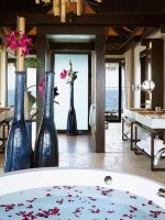 Romantic Pool Residence Bathroom