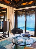 Sunrise Water Pool Villa Lounge