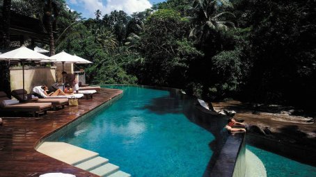 Four Seasons Sayan