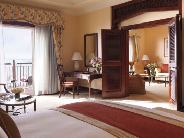 Ritz Dubai 00100 920x518