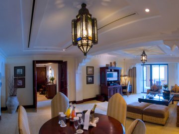 Madinat Jumeirah Mina A Salam Ocean Suite Dining And Living Room Area 2