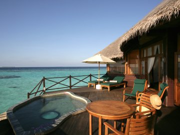 Sunset Lagoon Villa (2)