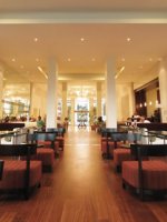 LOBBYBAR01