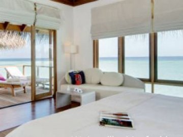 Maafushivaru Water Villa