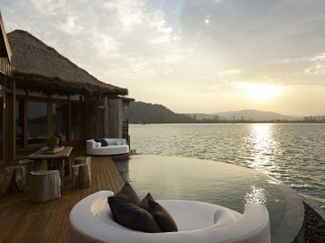 02 2 Bedroom Overwater Deck At Sunset 32122
