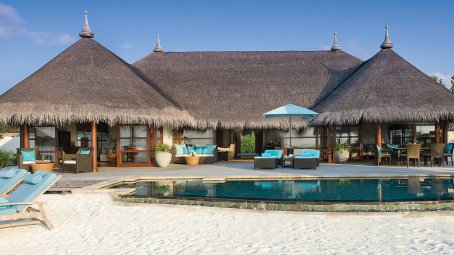 Four Seasons Resort at Kuda Huraa