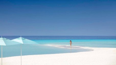 Four Seasons Landaa Giravaru