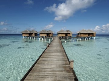 Kandolhu Holidays