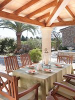 Las Palmeres Dining Outside